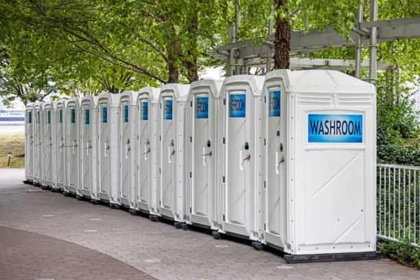 Best Portable restroom trailer rental  in Augusta, AR